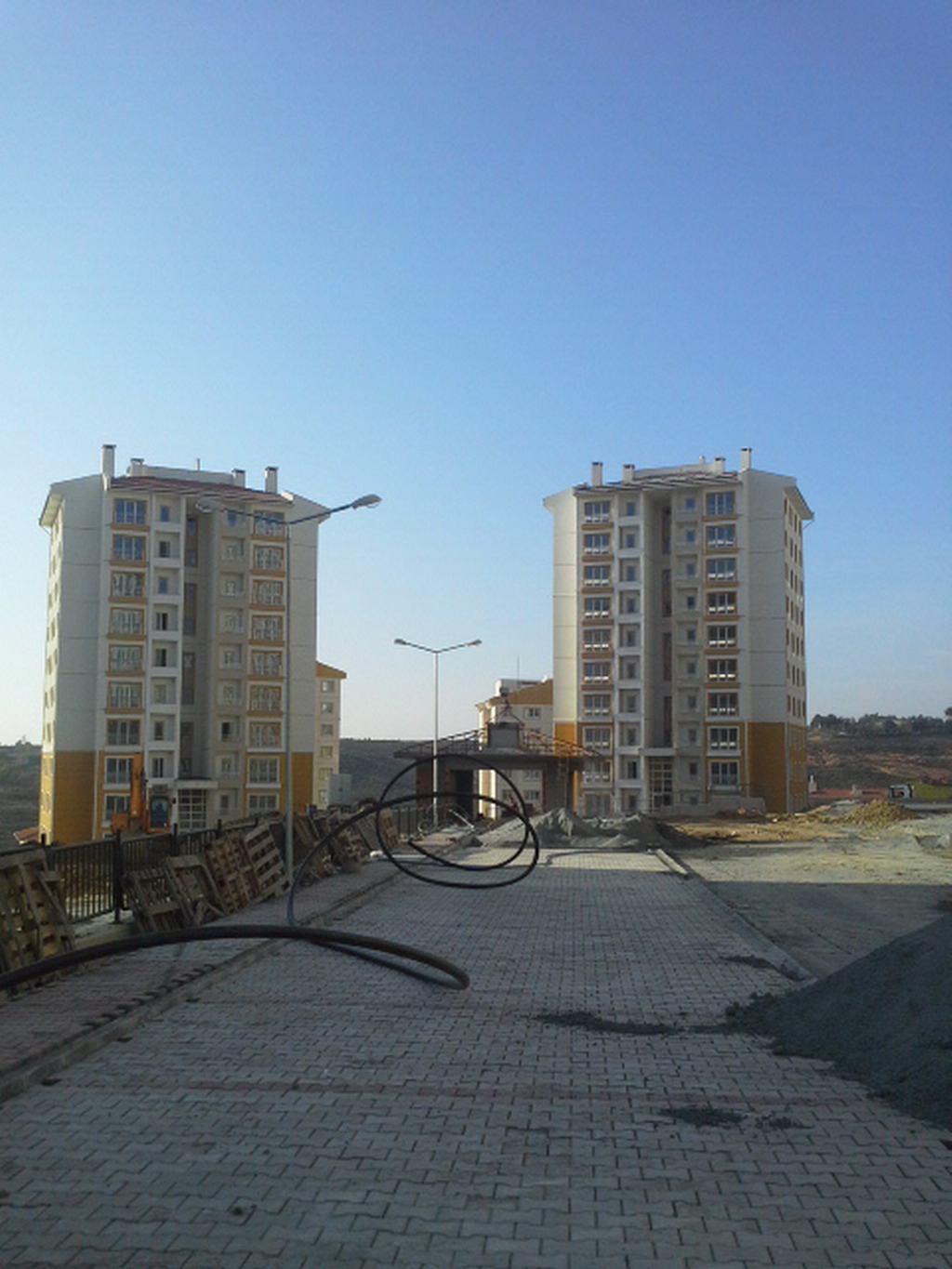 Thumbnail image for /showimage2.aspx?img=komyapi-as-istanbul-kayabasi-toki-007.jpg&s=1024